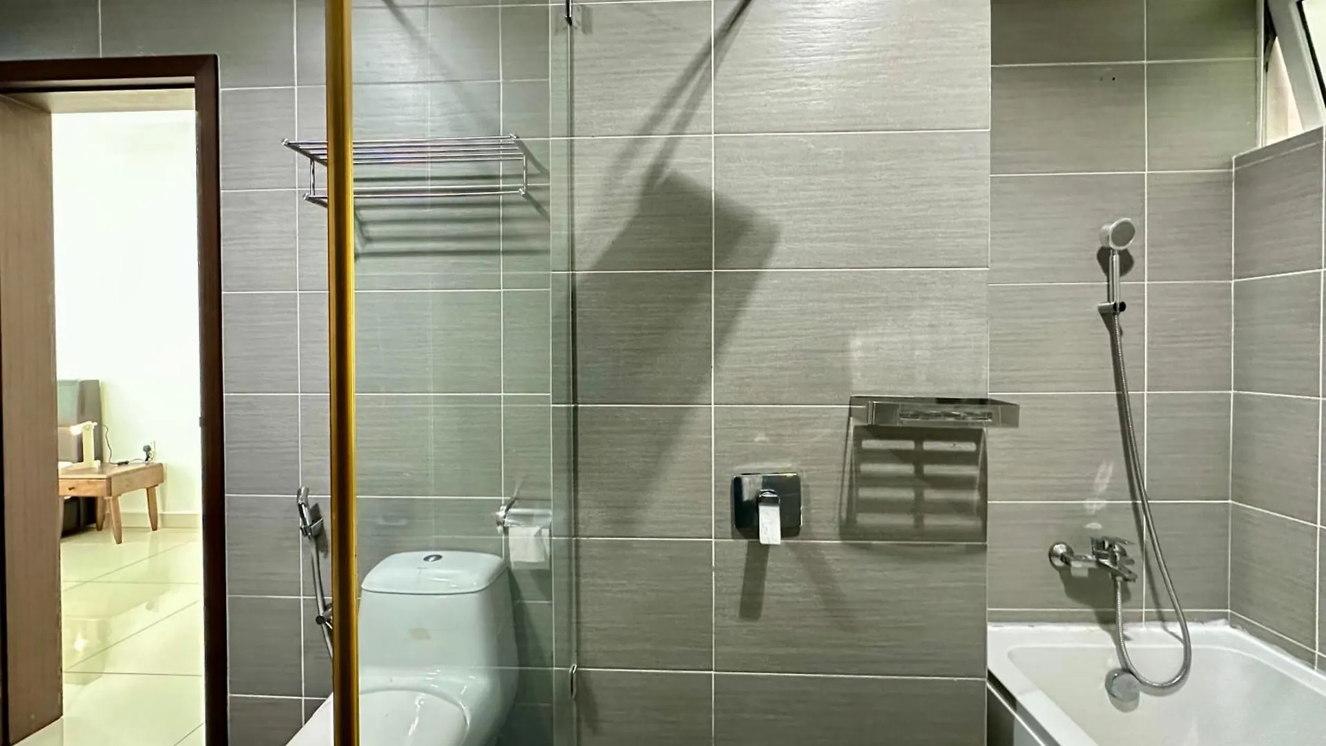 Deluxe Suite Ksl Near Holidayplaza Bus2Ciq 4B3B Johor Bahru