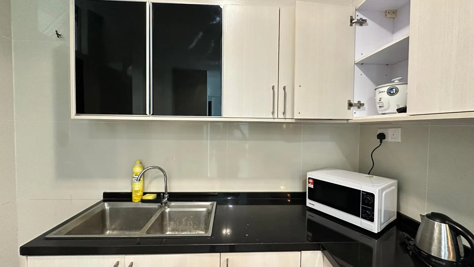 Apartment Deluxe Suite Ksl Near Holidayplaza Bus2Ciq 4B3B Johor Bahru