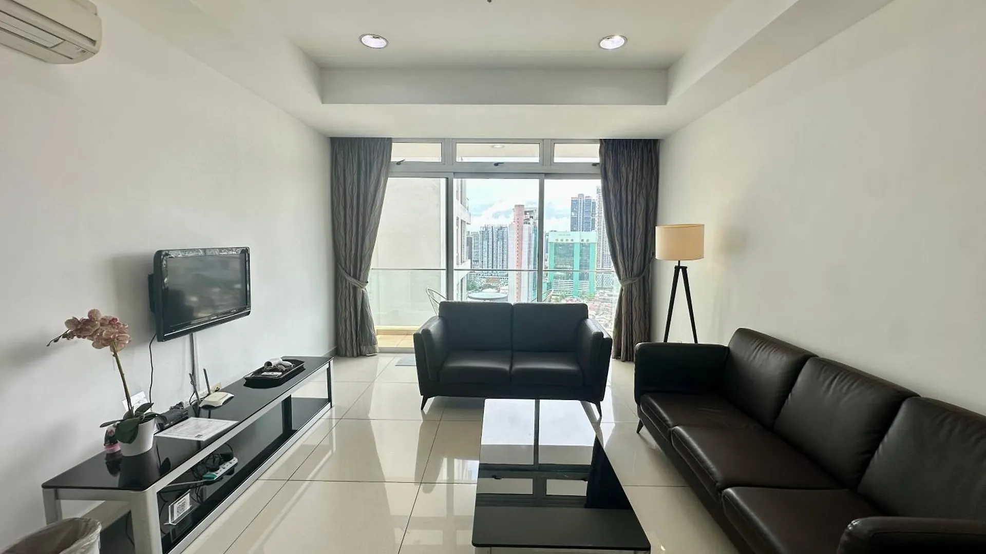 Διαμέρισμα Deluxe Suite Ksl Near Holidayplaza Bus2Ciq 4B3B Τζόχορ Μπάχρου Μαλαισία