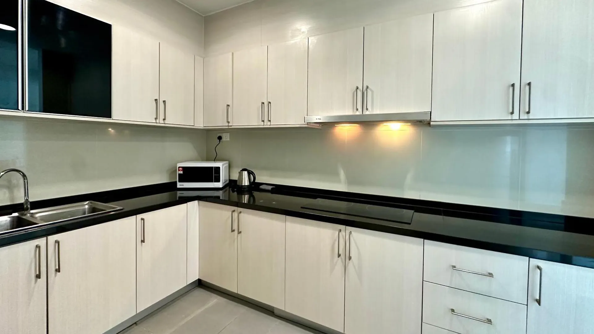 Deluxe Suite Ksl Near Holidayplaza Bus2Ciq 4B3B Johor Bahru Apartment
